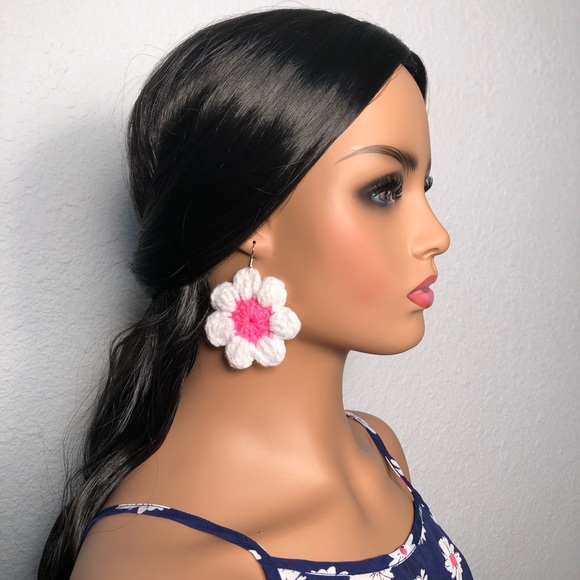 Handmade Crochet White & Hot Pink Daisy Earrings - Picture 5 of 11